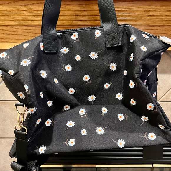 Alice & Olivia Daisy Duffle Bag - Picture 4 of 14
